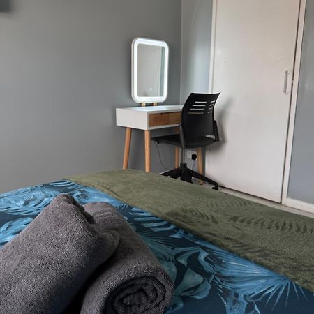 House Near To Castlecourt Shopping Apartment เบลฟาสต์ ภายนอก รูปภาพ