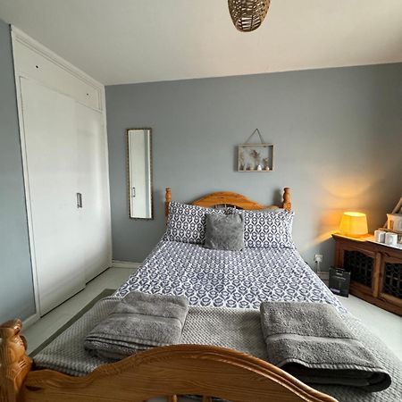 House Near To Castlecourt Shopping Apartment เบลฟาสต์ ภายนอก รูปภาพ