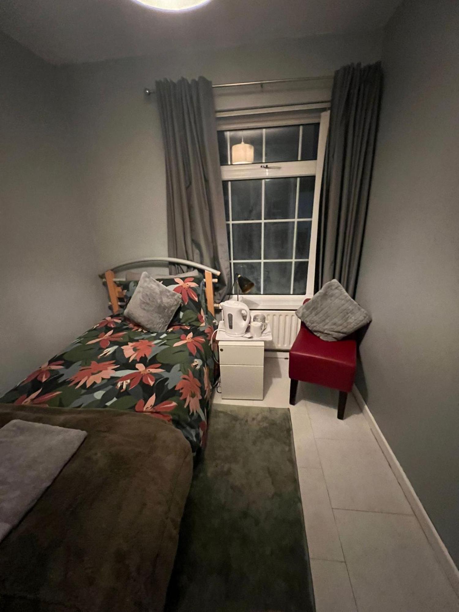 House Near To Castlecourt Shopping Apartment เบลฟาสต์ ภายนอก รูปภาพ